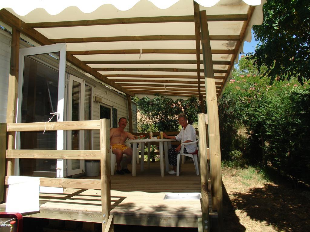 Camping Lou Cabasson Bormes-les-Mimosas Exterior foto